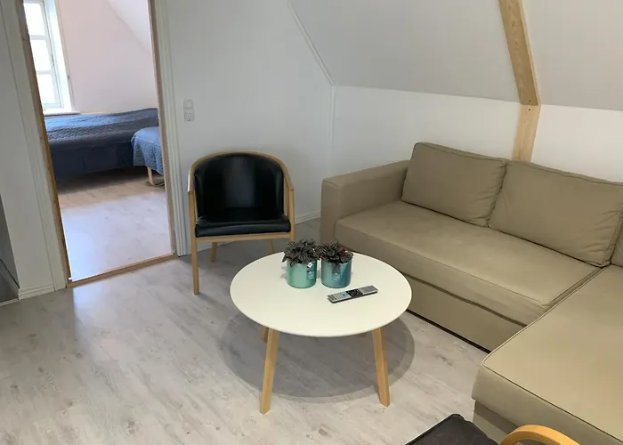 Alojamento de Acomodação e Pequeno-almoço “den Gamle Lade I Hejls” 4*