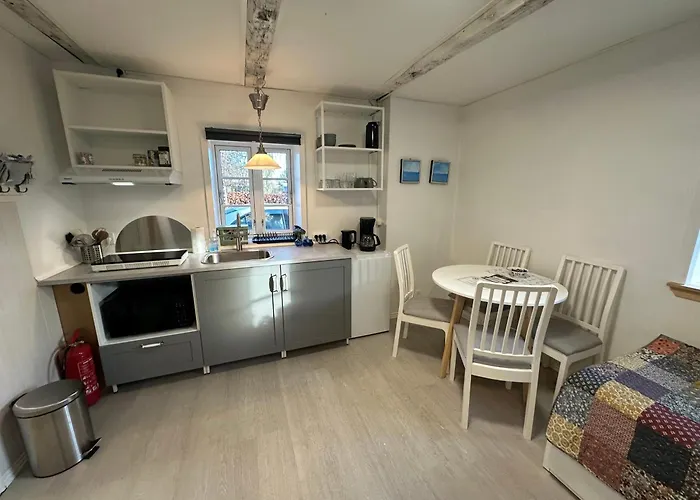 “den Gamle Lade I Hejls” Alojamento de Acomodação e Pequeno-almoço 4*